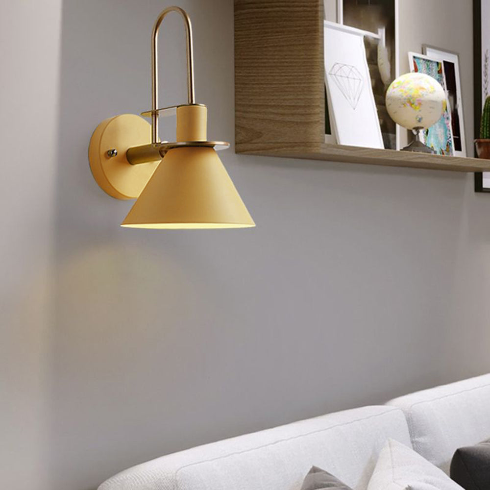 Valentina Vintage Horn Shape Metal Wall Lamp, Living room/Bedroom/Bathroom - Neutralighting