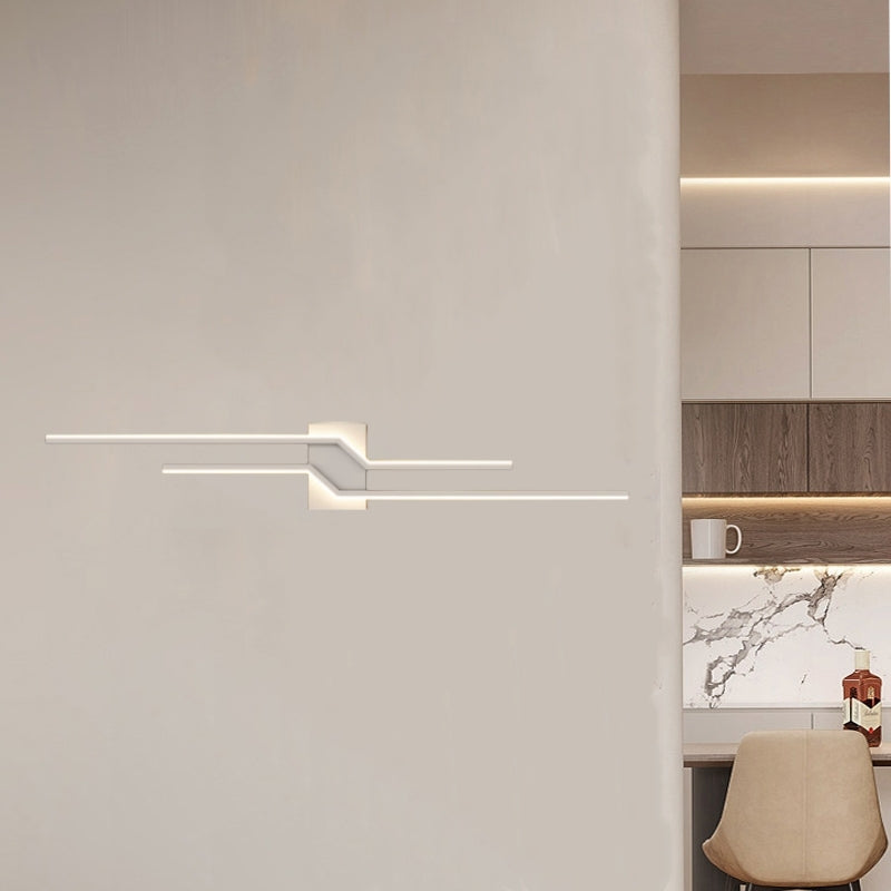 Arisha Minimalist Linear Metal Vanity Wall Light | ventumra