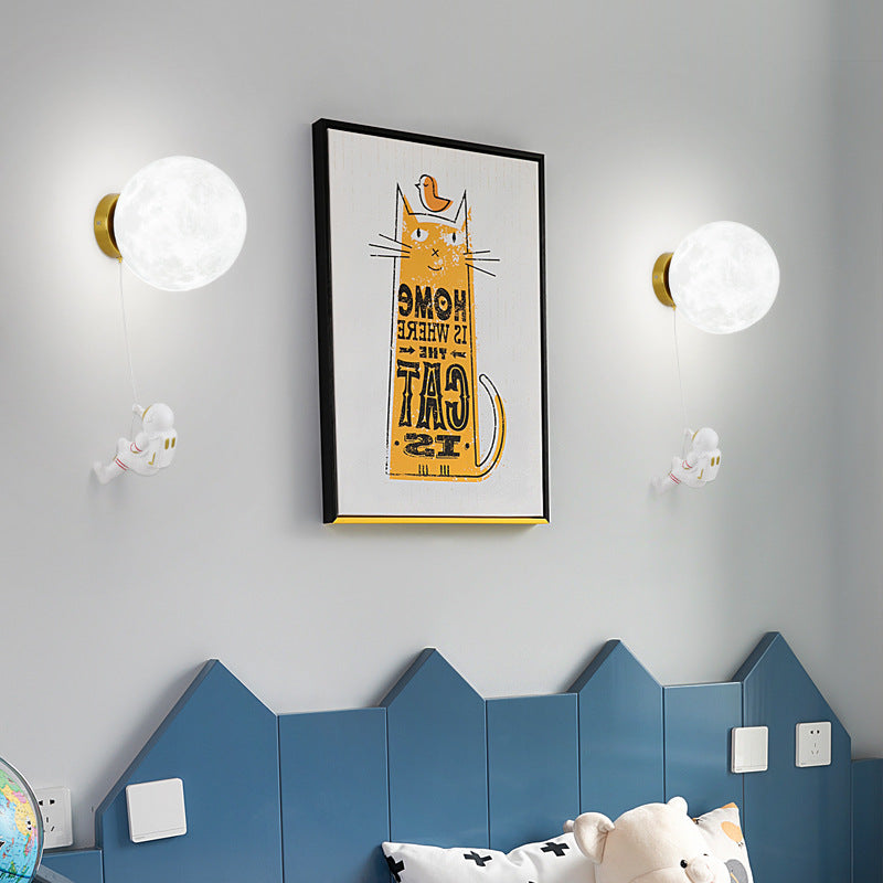 Aria Modern Moon LED Indoor Wall Lamp White Resin Kid's Room | ventumra
