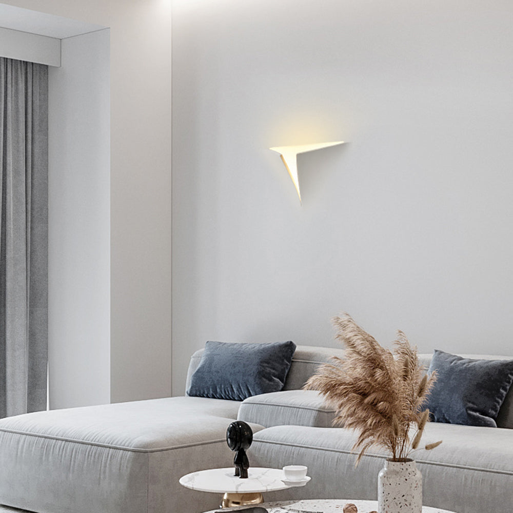 Aria Modern Recessed Metal/Plaster LED Wall Lamp, White | ventumra