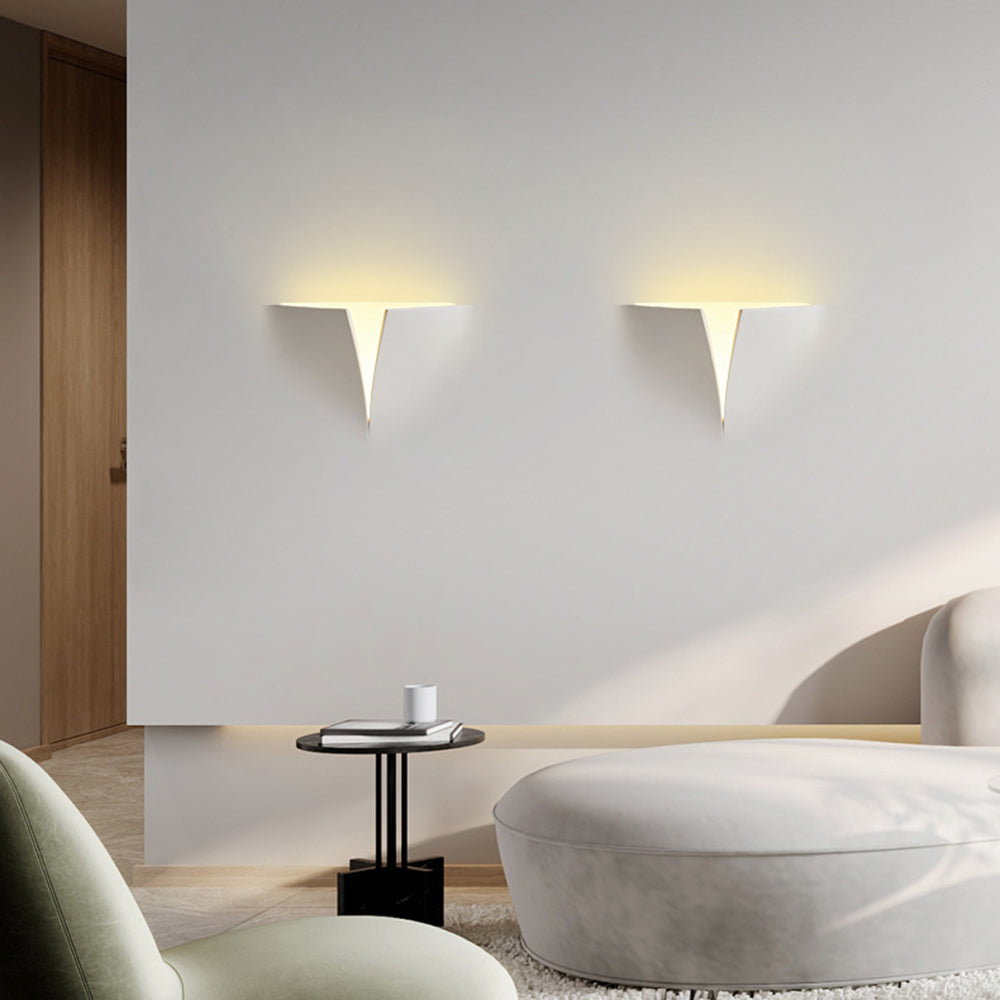Aria Modern Recessed Metal/Plaster LED Wall Lamp, White | ventumra