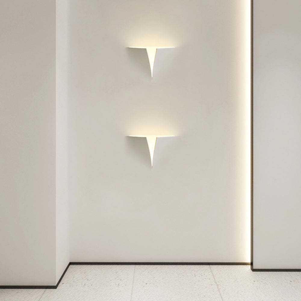 Aria Modern Recessed Metal/Plaster LED Wall Lamp, White | ventumra