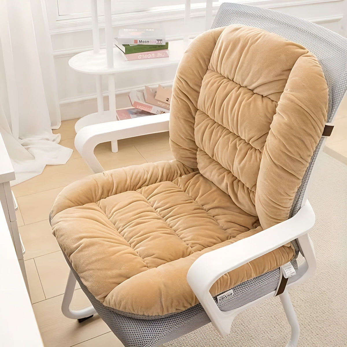 Pernă de șezut confortabilă cu spătar - design pentru susținere