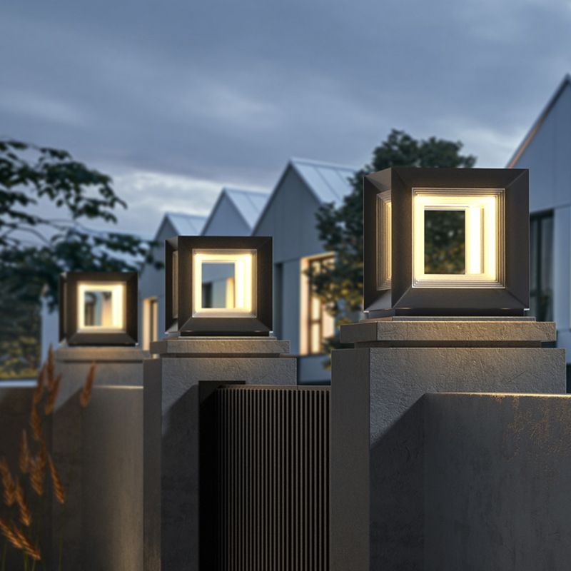 Ray Contemporary LED Cube Metal Outdoor Lamps, Black | ventumra