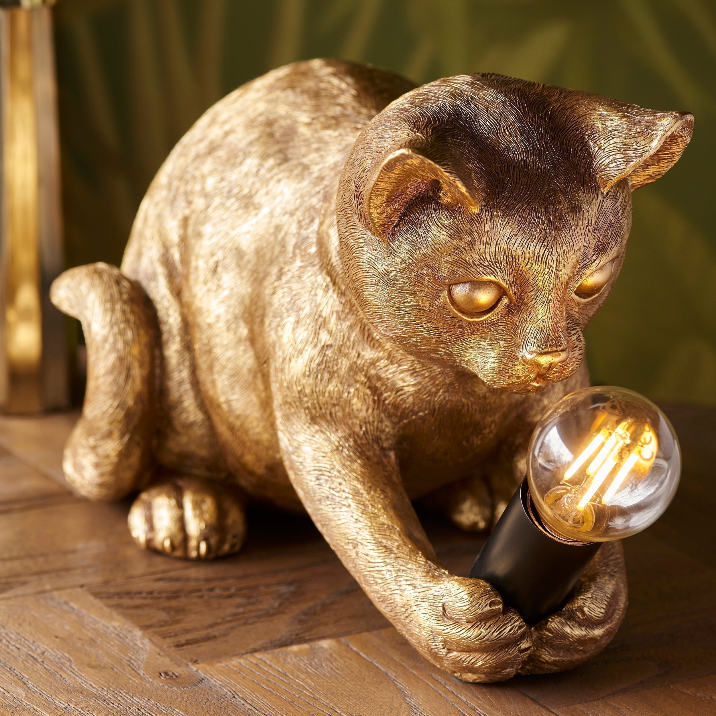 WhiskerGlow Resin Cat Table Lamp Antique Gold Matte Black