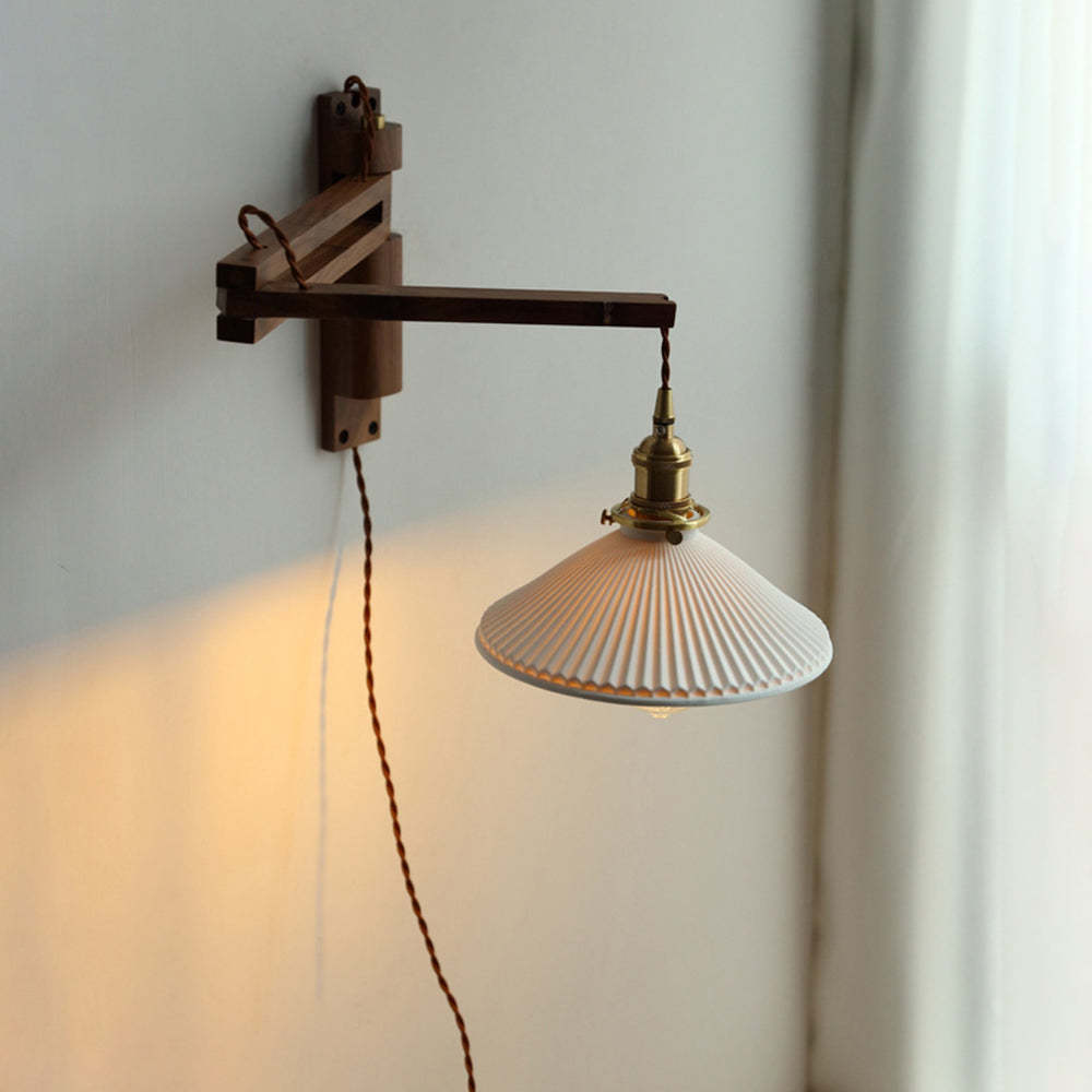 Muto Vintage Dome Ceramic/Wood Wall Lamp, Walnut/Wood/Clear | ventumra