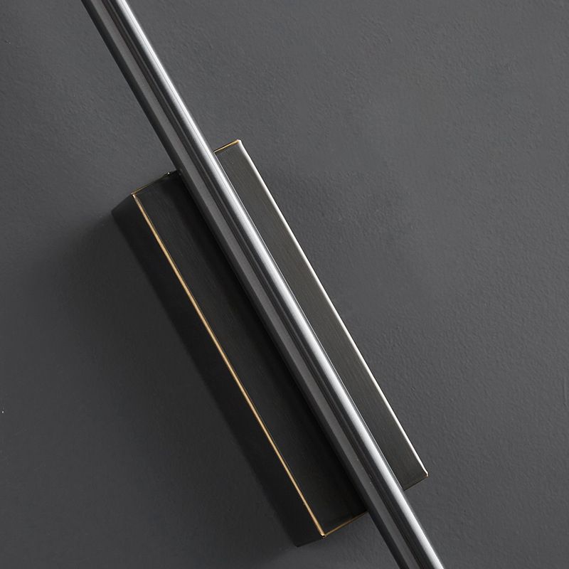 Arisha Modern Linear Metal& Bedroom Wall Lamp, Black/Brass | ventumra