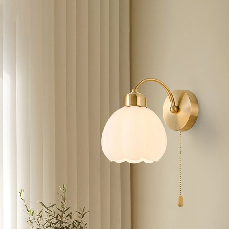Valentina Nordic Flower Vanity Glass Metal Wall Lamp, Gold/Ivory | ventumra