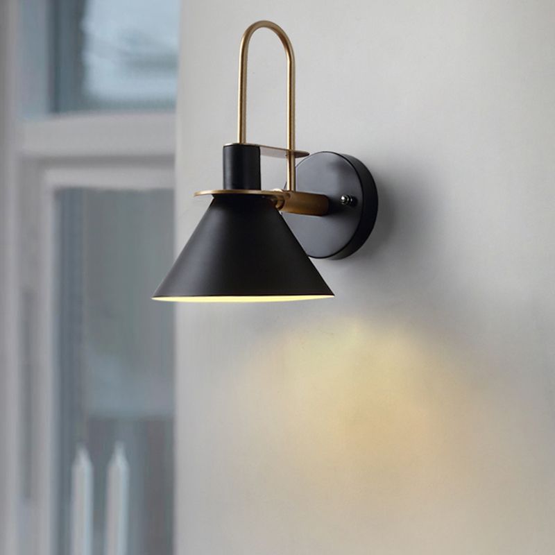 Valentina Vintage Horn Shape Metal Wall Lamp, Living room/Bedroom/Bathroom | ventumra