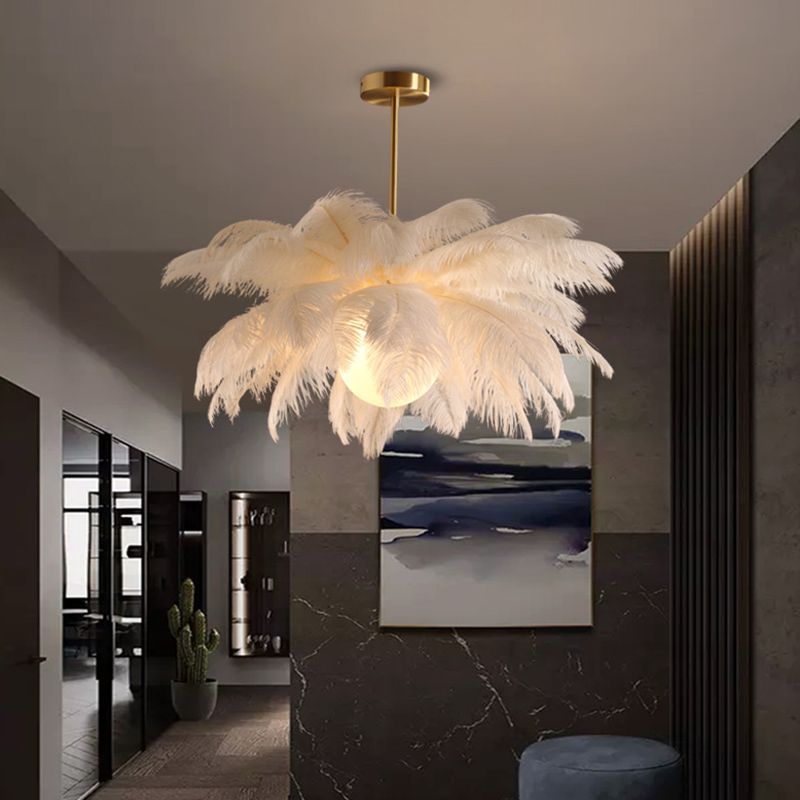 O'Moore Ostrich Contemporary Elegant Feather Chandelier, White | ventumra
