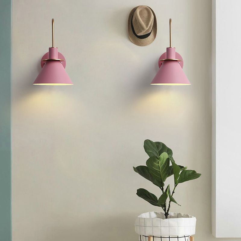 Valentina Vintage Horn Shape Metal Wall Lamp, Living room/Bedroom/Bathroom - Neutralighting