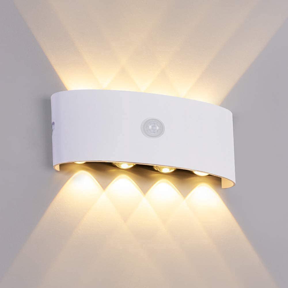 Ray Modern Simple Metal/ Fixtures Up And Down LED Light Wall Lamp, Black/White | ventumra