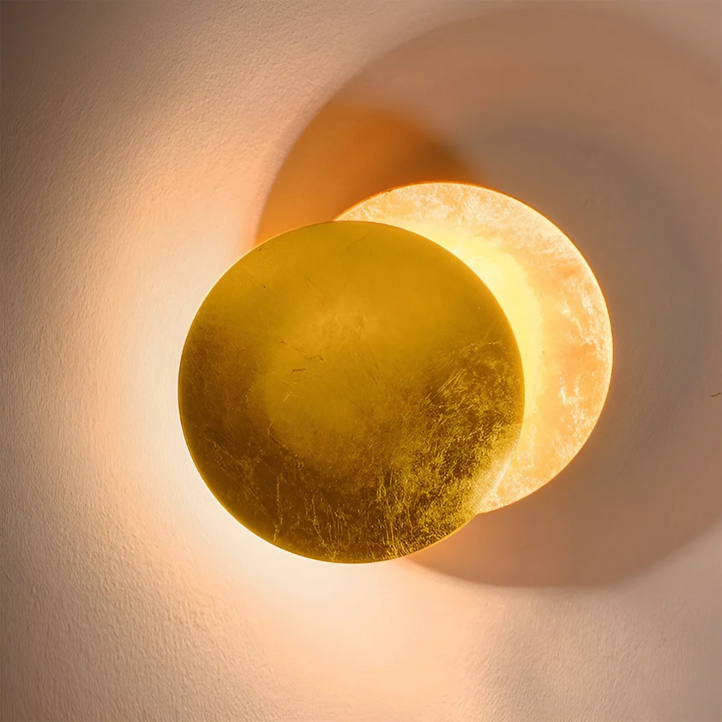 Skulpturale Eclipse-Scheiben-Wandleuchte | Ventumra
