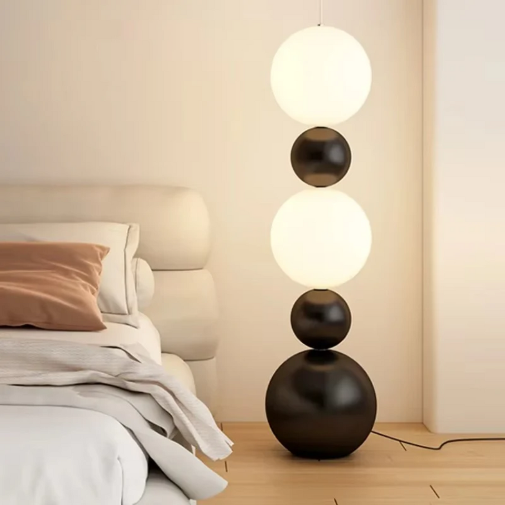 Ardena Gourd-Shaped LED Floor Lamp With Natural Materials