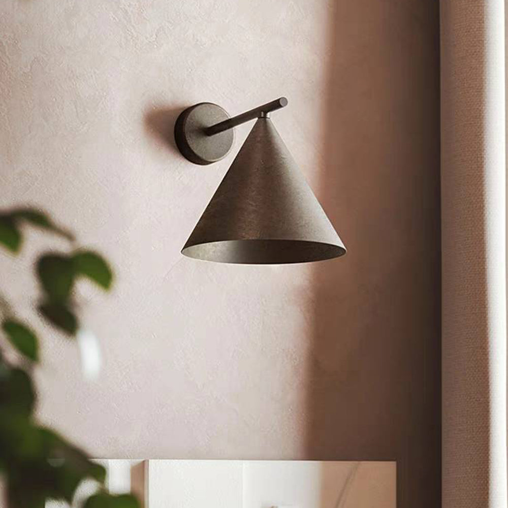 Ray Modern Minimalist Cone Metal Outdoor Waterproof Wall Lamp，Black/Gold | ventumra