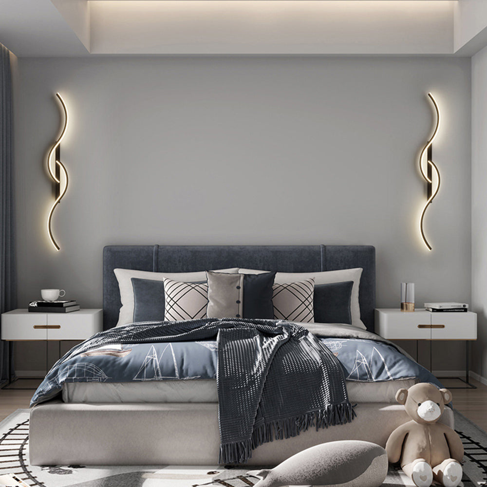 Lumor Modern Linear Wave Bedroom Wall Lamp, Black/Gold | ventumra