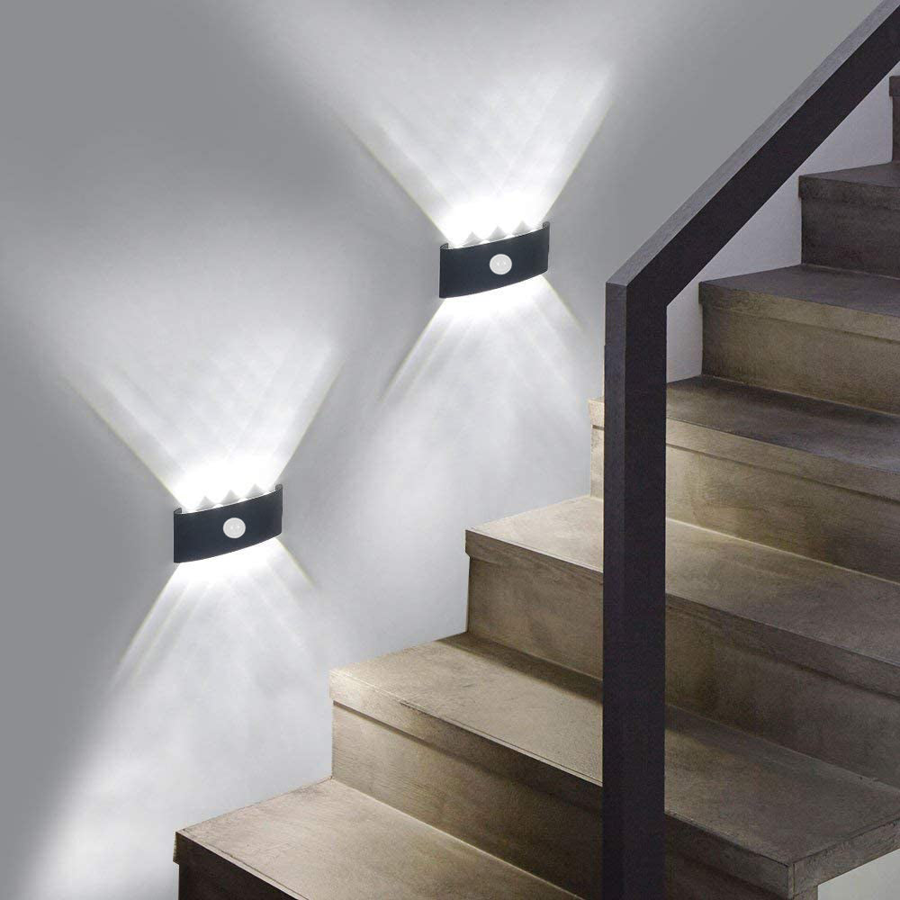 Ray Modern Simple Metal/ Fixtures Up And Down LED Light Wall Lamp, Black/White | ventumra