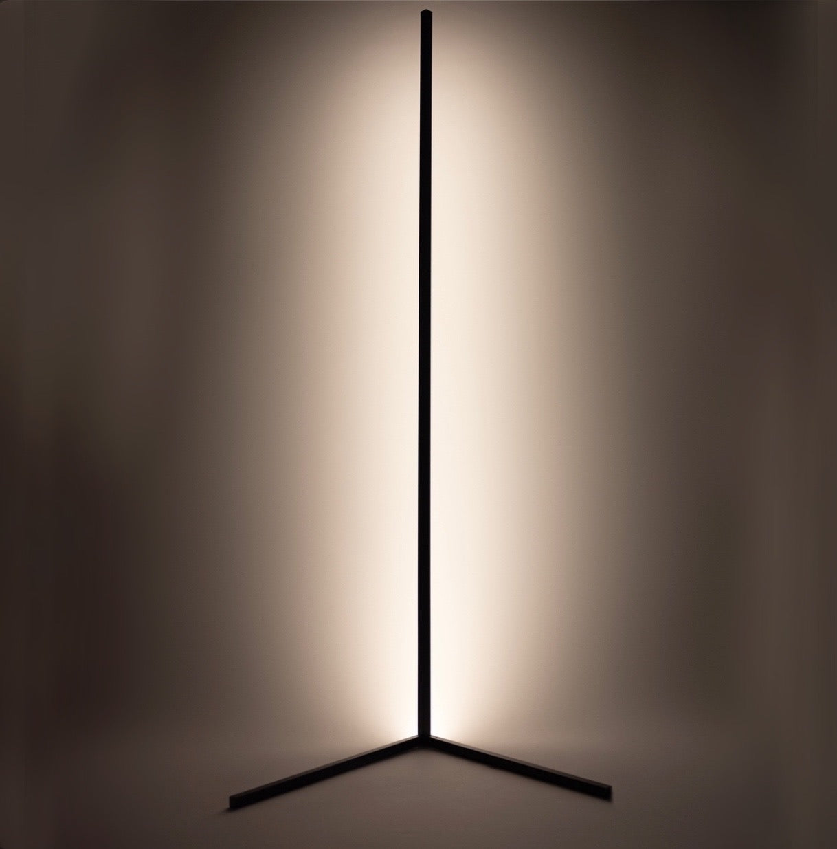 Corner Floor Lamp for Seamless Corner Lighting in Living Rooms