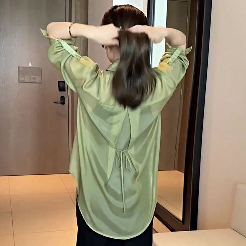 Blusa ligera de gasa de seda — Prenda veraniega de tacto fresco