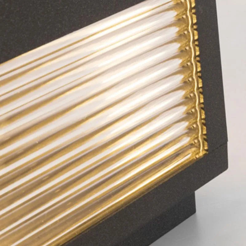 Vetra Vintage Metal LED Outdoor Light Post | ventumra