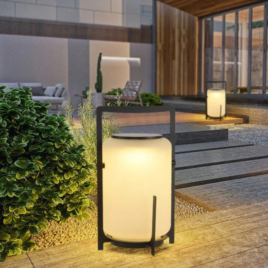 Kirrea | Energy-Saving Solar Outdoor Lamp With Dusk Sensor