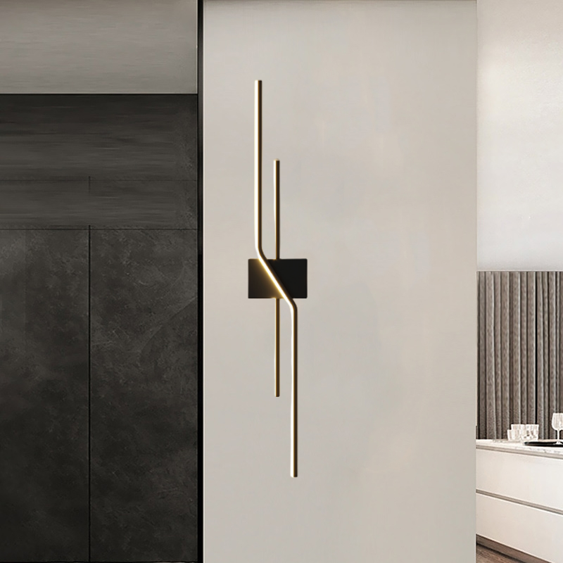 Arisha Minimalist Linear Metal Vanity Wall Light | ventumra