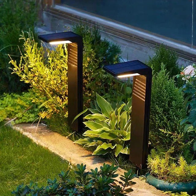 Seralux Architectural Yard Path Light | Ventumra