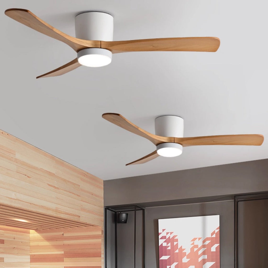 Stropní ventilátor se svítidlem Isben a dřevěnými lopatkami | Ventumra
