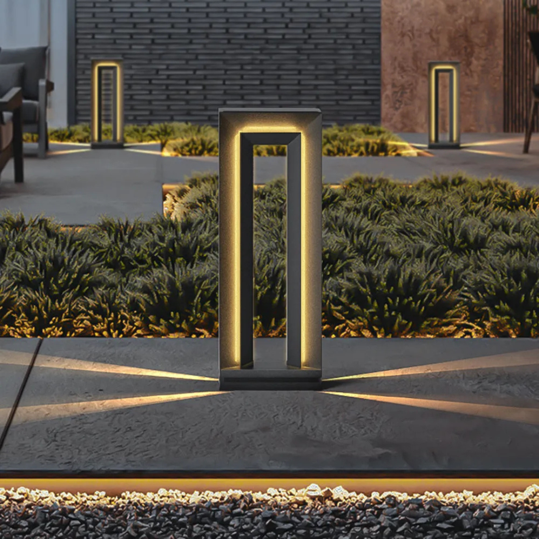 LumaVerde Solar Garden Lamp Auto On At Dusk Warm Glow