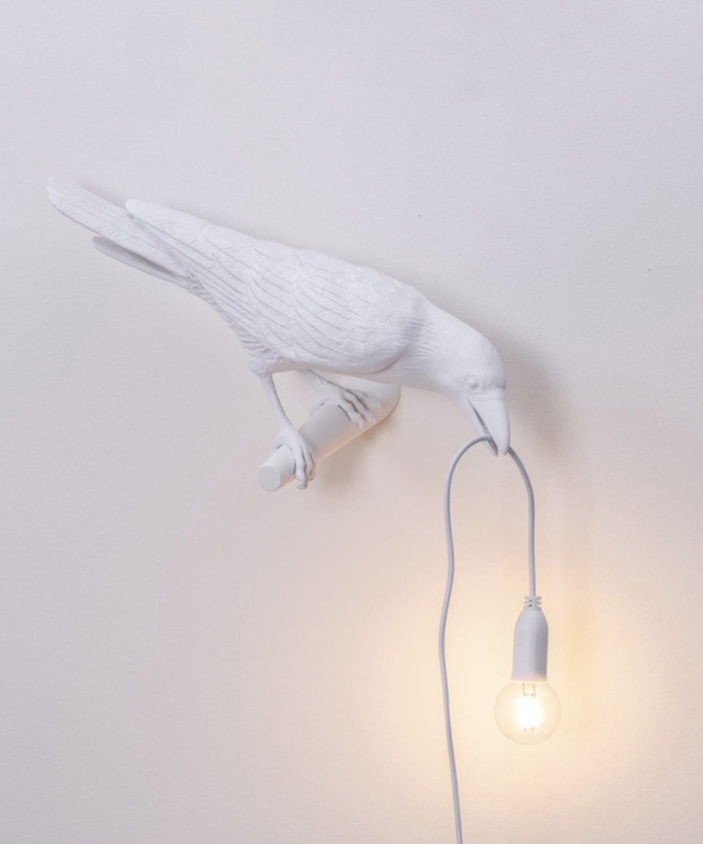 Creative Bird Table Lamp – Elegant Sculptural Lighting