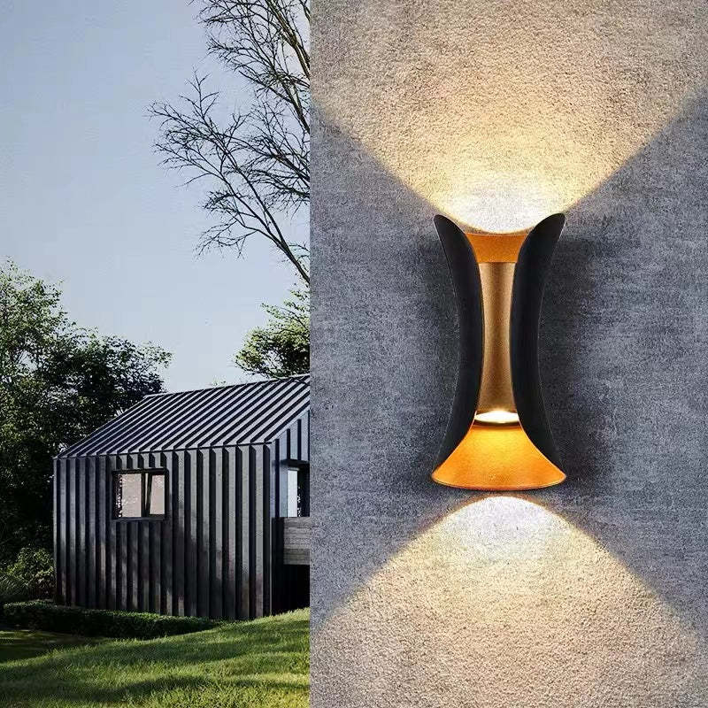 Noxel Curved Outdoor Wall Mounted Led Lamp - Neutralighting