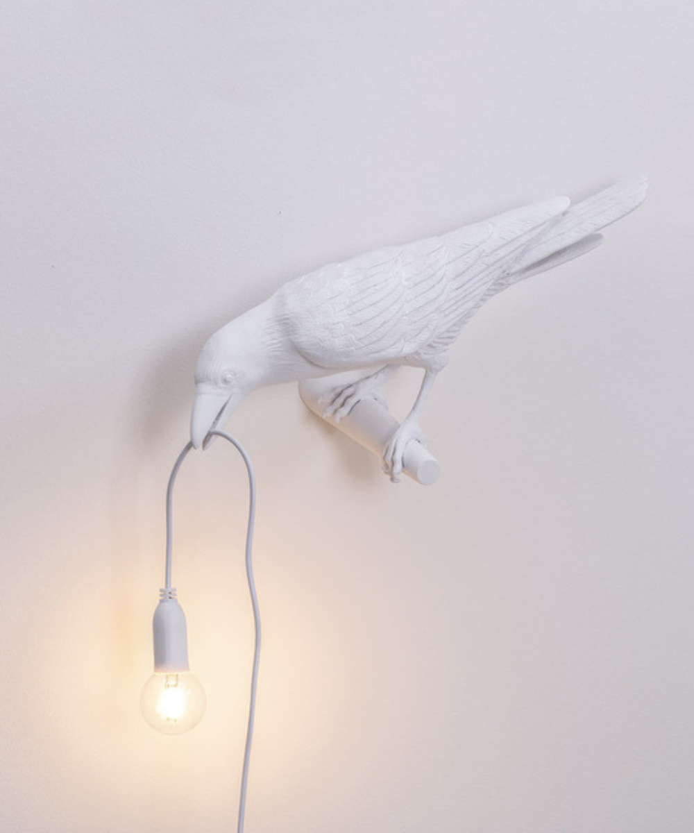 Creative Bird Table Lamp – Elegant Sculptural Lighting