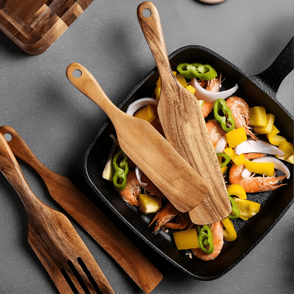 Set de bucătărie din tec TerraWood — design sustenabil și durabil