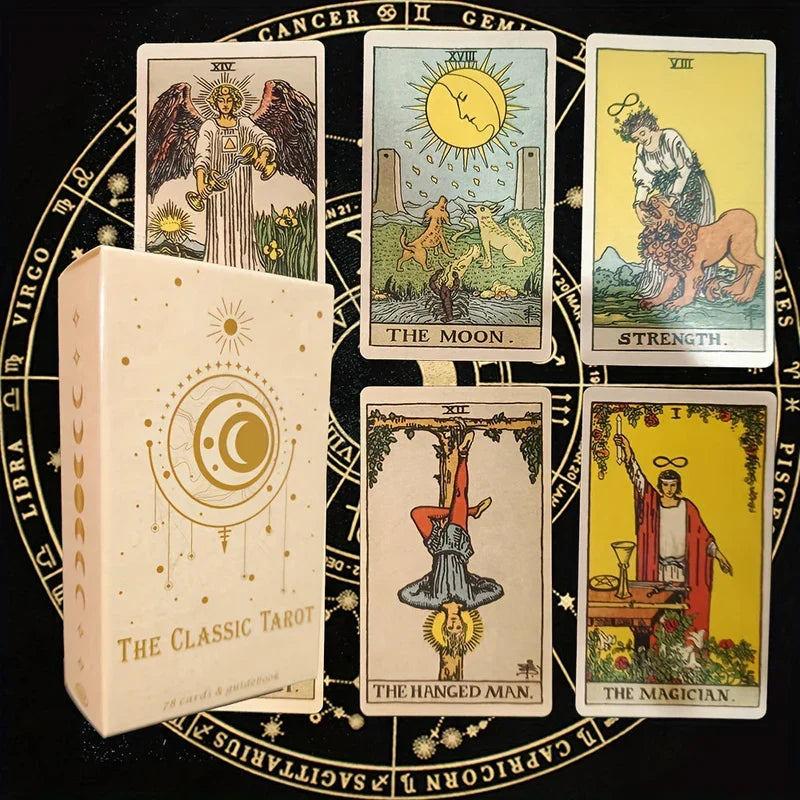Traditionell tarotkortlek — 78 illustrerade kort för läsningar