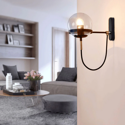 Aurelin | moderní nástěnná lampa ve tvaru skleněné koule pro útulné pokoje