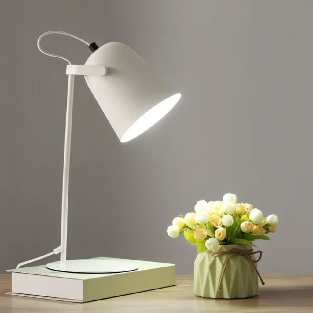 Architectural Cone Head Table Lamp | Ventumra