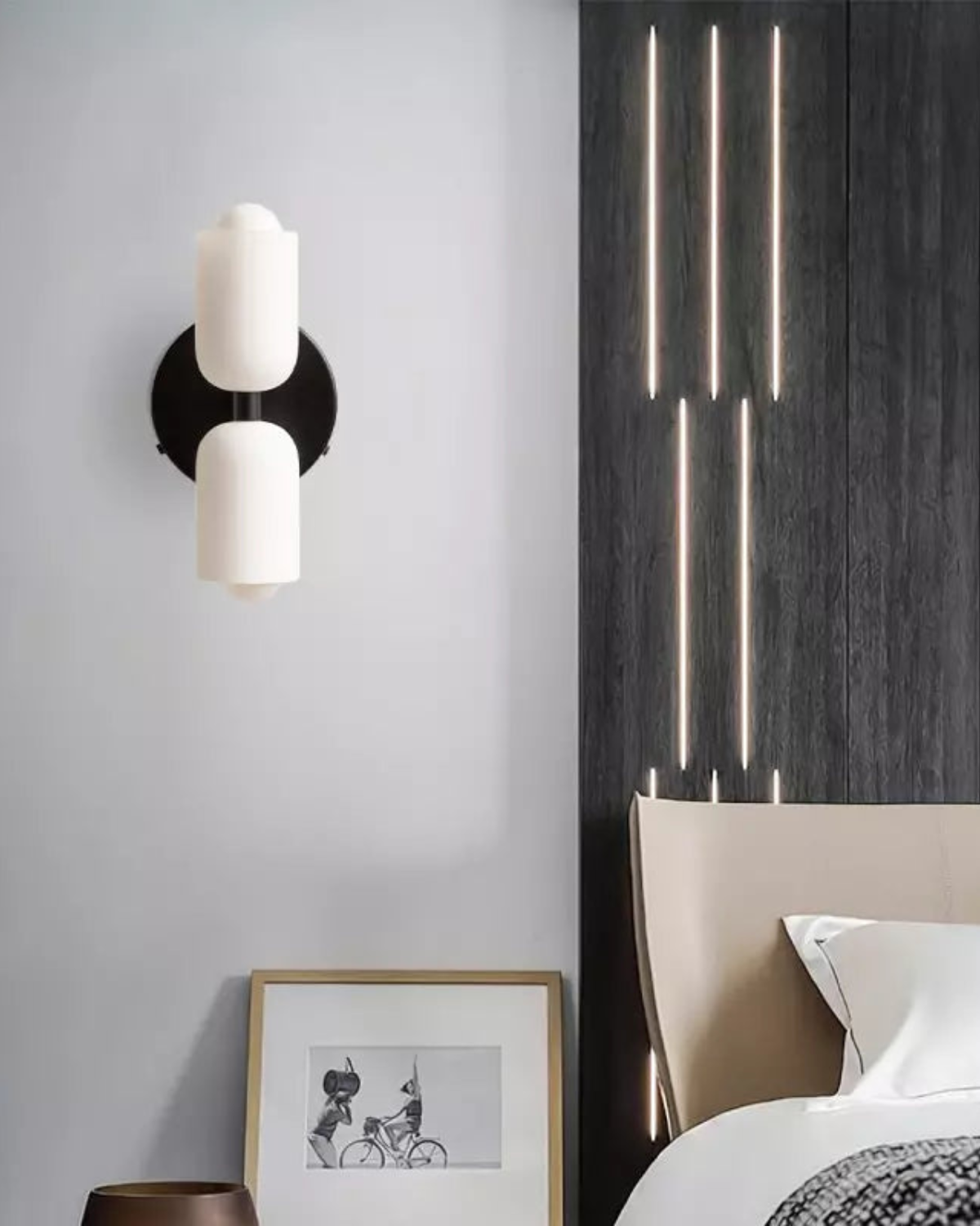 LumiStar Wall Lamp with Star Projection for Ambient Lighting