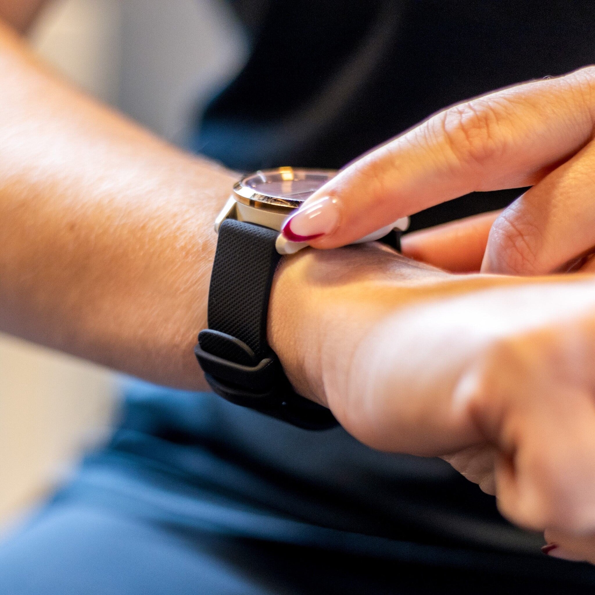 Versatile 18mm Silicone Strap With Quick Release Clasp For Watches | Ventumra