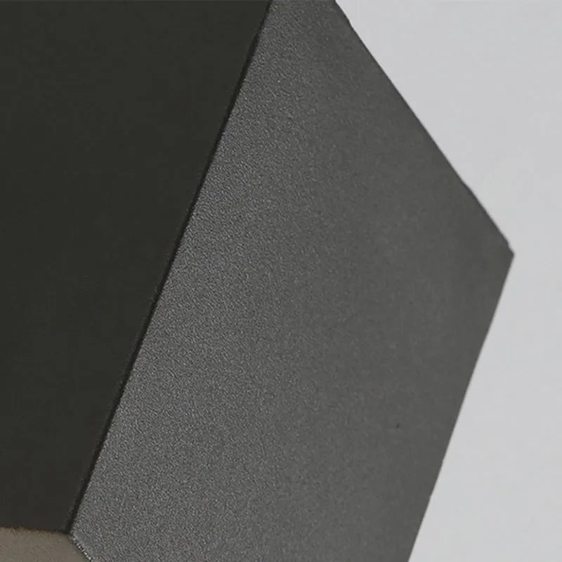 Tavon Minimalist Metal Square Outdoor Wall Lamp, Black | ventumra