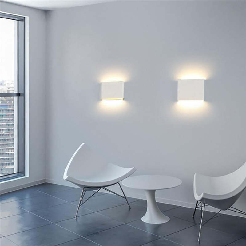 Bastro Modern Rectagulart Waterproof Outdoor Wall Lamp, Black/White | ventumra