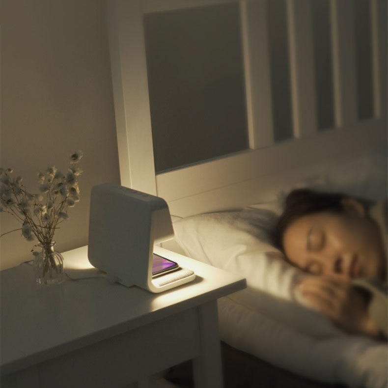 Solivon 3-in-1 Bed Lamp With Wireless Charger And LCD Alarm
