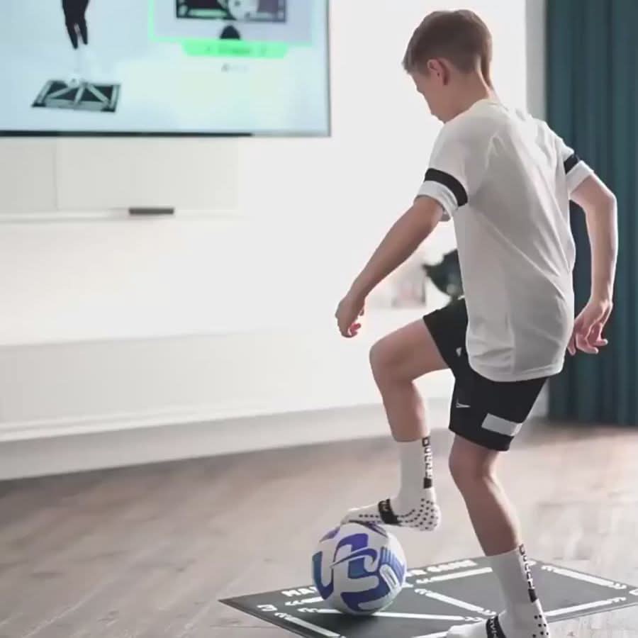 GoalReady 滑り止め付きサッカートレーニングマット — テクニック練習用の携帯式マット