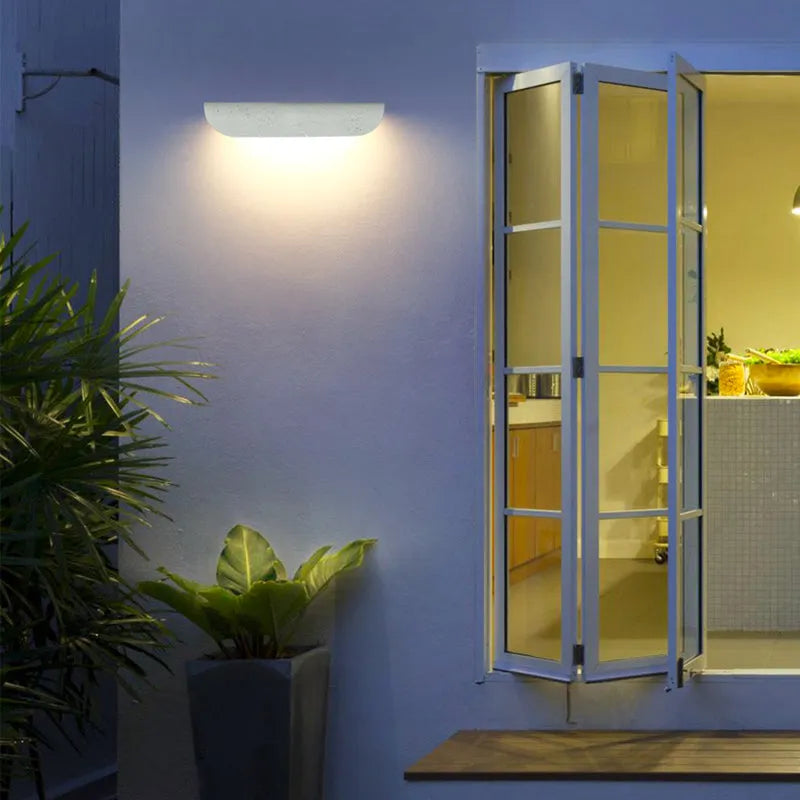 Ray Modern Outdoor Wall Lighting, Waterproof, Curved | ventumra