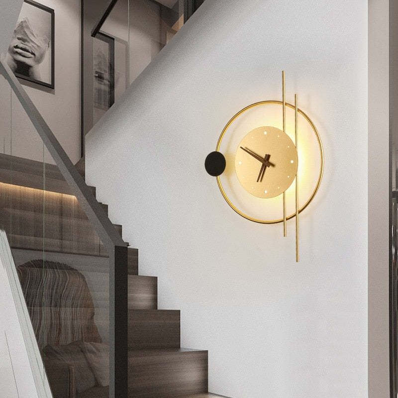 Arisha Wall Lamp Clock, Black & Gold | ventumra