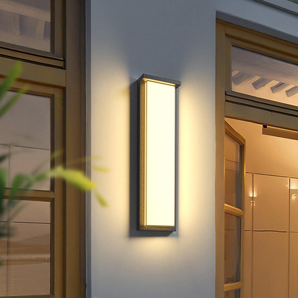 Ray Modern Minimalist Rectangular Metal Outdoor Wall Lamp, Black | ventumra