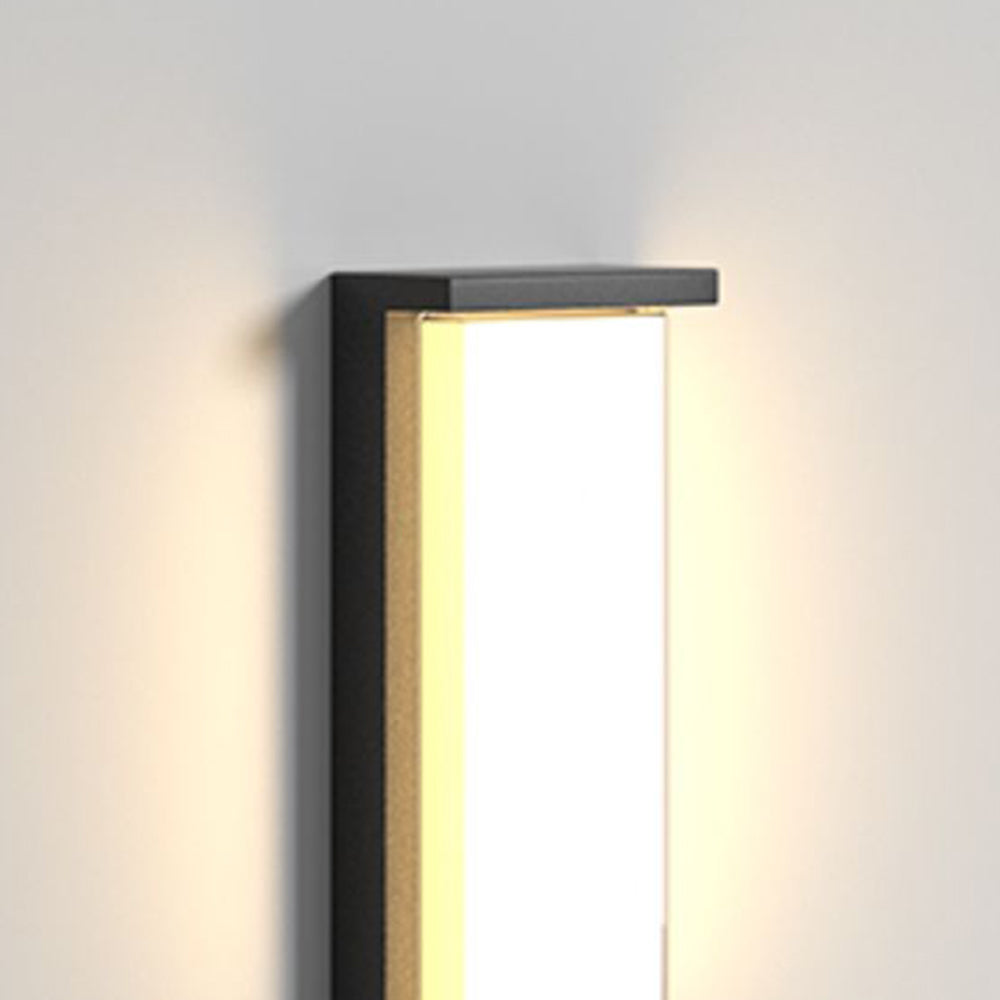 Ray Modern Minimalist Rectangular Metal Outdoor Wall Lamp, Black | ventumra