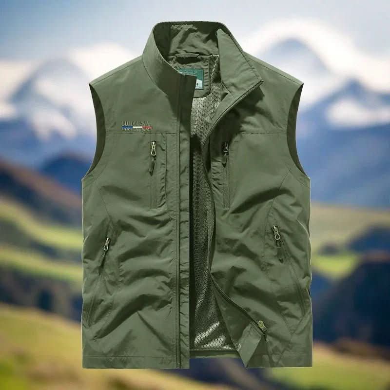 AdventurePro Men's Outdoor Vest With Five Pockets, Lightweight Water Repellent | Ventumra