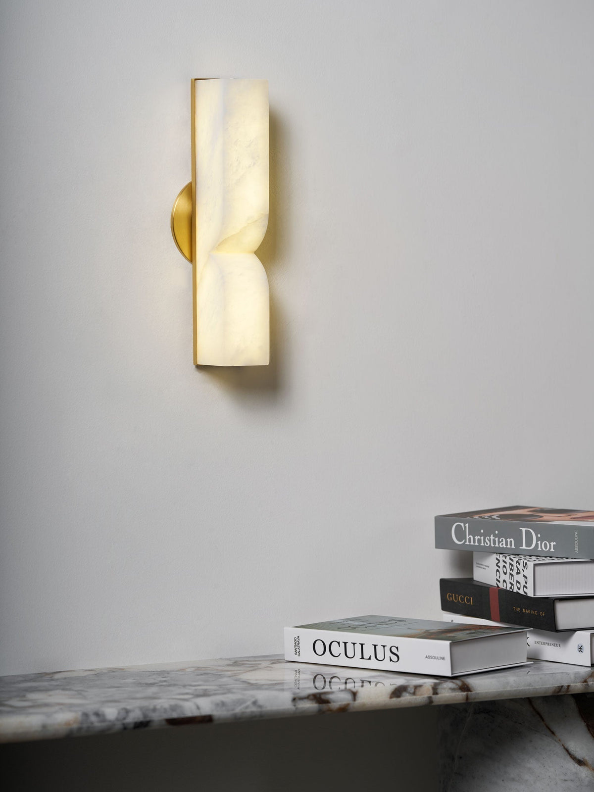 Alabaster Essence LED Wall Sconce | Ventumra