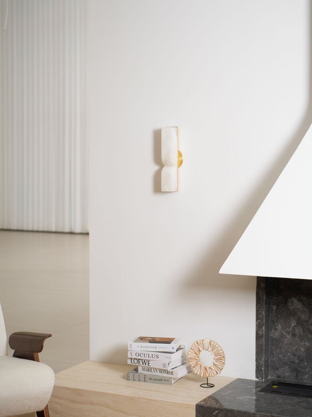 Alabaster Essence LED Wall Sconce | Ventumra