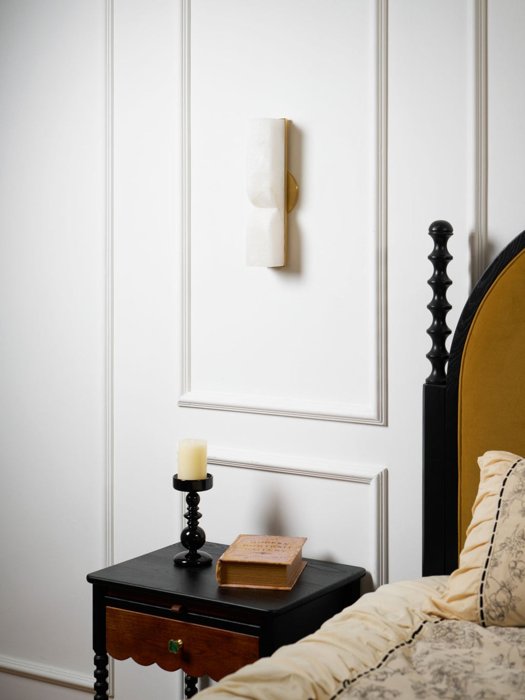 Alabaster Essence LED Wall Sconce | Ventumra